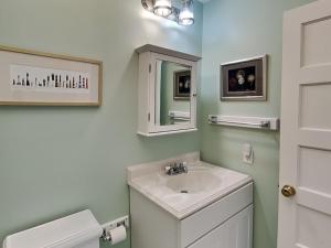 Thirst N Howl by Tybee Vacation Rentals