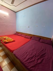 Annu Bhai Sewa Sadan Near Janmbhumi Approx 5Min