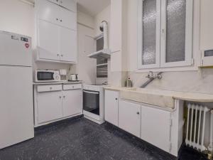 Kolonaki Spacious Residence