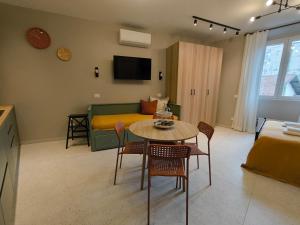 Drops & Dots Studio in the key area of Milan