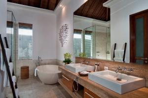 Villa Karang Kembar 3