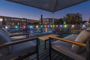 SLEEPBOAT- Modern Houseboat in Porto