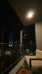 Luxurious Lakeview 2BR in Zed Towers