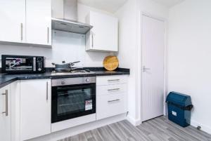 Apartment - Sleeps 2 - Parking - City Centre Close