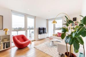 Contemporary Parkside Retreat