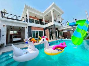 Modern Brick Hip Huahin Pool Villa