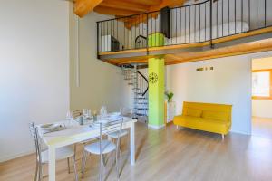 Ca Mantoet - The Green Loft with terrace