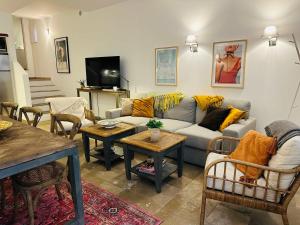 B005-Charmant appartement au coeur du Suquet