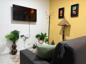 DEPTO CERCA DE PATIO OLMOS Con Patio