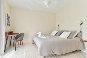 Maison Marly avec piscine privee a Serignan