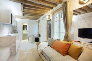 Apartment Le Marais by Studio prestige