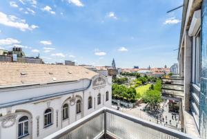 Basilika one bedroom elegant apartment with balcony free parking upon reservation