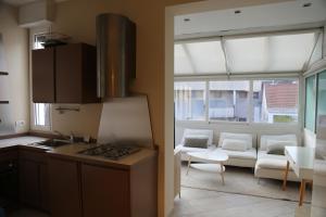 Luminoso appartamento in Moscova con terrazzo