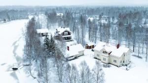 NEW! Riverside Farmhouse