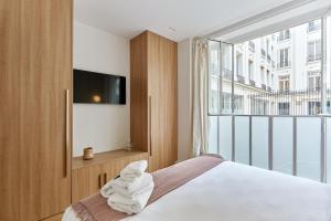 Sublime 3 bedrooms Apartment Center of Paris by Studio Prestige