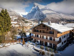 Lodge Sami - OVO Network
