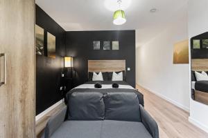 Lovely Central Apartment - 4