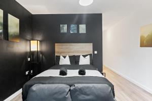 Lovely Central Apartment - 4