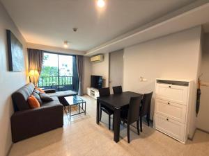 6th Avenue 2 bedroom