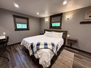 Bison Ridge Cabin #4