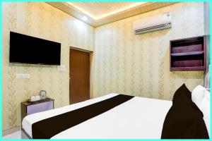 SS Heritage Palace near Lucknow Juncation # Free Wi-Fi and Room Service Facilities # Fully Air conditioning Premium Room - Best Premium Hotel In Lucknow