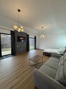 Mountain House Transalpina