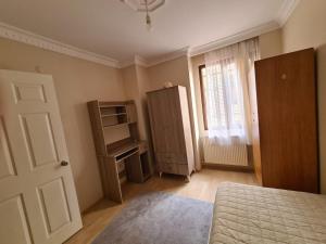 Specius Flat Near Yeditepe Univ