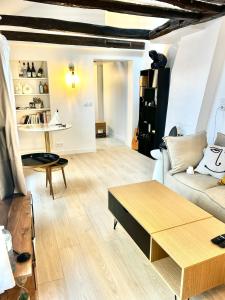 Cosy Dupleix 2min from Trocadero and Eiffel Tower