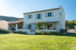 Pretty Provencal bastide