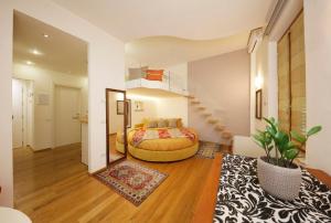 Siena UpTown - Sabrina's Cozy Apartment