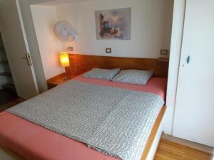 Waterfront private room, own bathroom