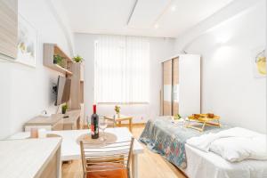 Krakow Old Town Studio N1 - by Rentujemy