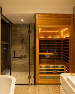 Red River Panorama 3BR - Ở Space Homestay Ecopark Landmark Onsen 1