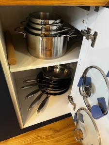 NEW OFFER 2026!!! Kopinska Premium Apartment, Railway&Tram Access, Centrum, Easy Self-Check In