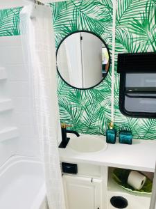 Good Vibes Hidden Oasis