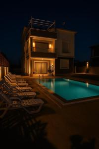 ASSOS VİLLA Suits 2