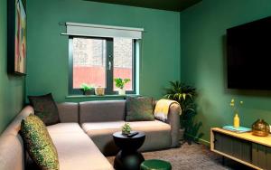 Student Only Modern Ensuite at Station court near Tottenham Hotspur Stadium