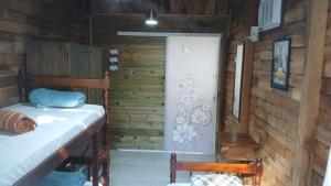 Casa 600mt da praia, com 3 quartos sendo 2 suites Gravatá