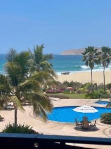 Serene Tropical Escape