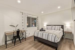 Remodeled 2BR Central PHX Gem with Free Parking