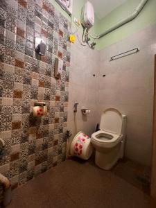 Alma by MyCasa Elegant 2BHK Stay in TTK Road