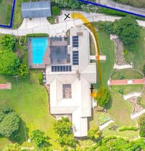 Hotel-Style Private Suite-Lake View-Gardens