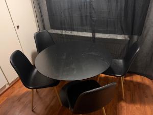 Talvinen majoitus Lapissa, modernia mukavuutta Kemissä 247 check-in