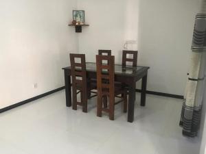 Villa N