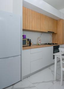 Escape Studio 4 Pollux Militari