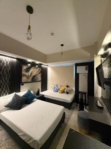 Cozy and elegant condo in Quezon city