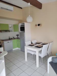 Maisonnette clim piscine parking St Cyprien plage