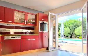 Beautiful Home In Mejannes-Le-Clap