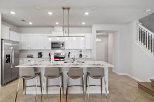 Designer 5BR GameLoft Foam Pit & Lazy River 16164