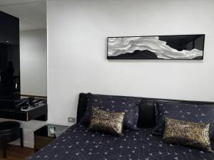 Number 31 Bangkok Family